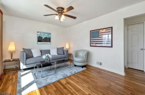 52 Parkway, West Paterson NJ  07424-1228 exterior