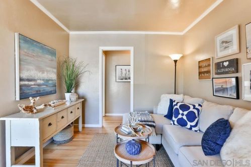 1641 Sunset Cliffs Blvd, San Diego, CA 92107-3328