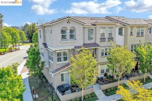 1311 Martin Luther King Dr, Hayward, CA 94541-4397