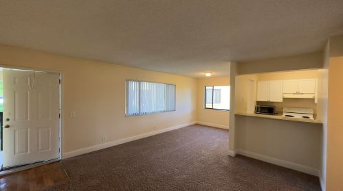 811 Meadows Cir, Boynton Beach FL  33436-8936 exterior