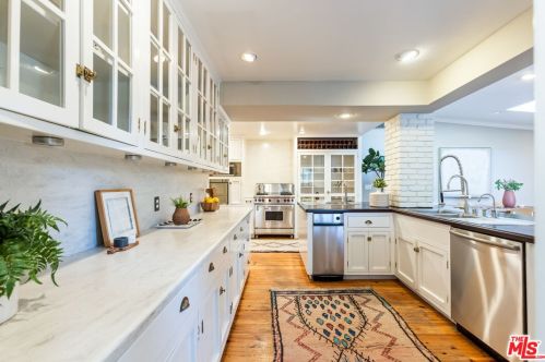1125 Old Topanga Canyon Rd, Topanga CA  90290-3825 exterior