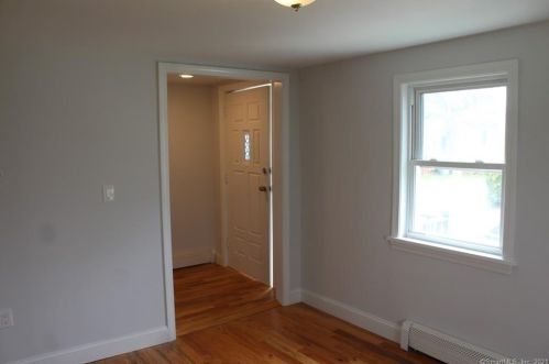 285 Jefferson St, Bridgeport CT  06607-2422 exterior