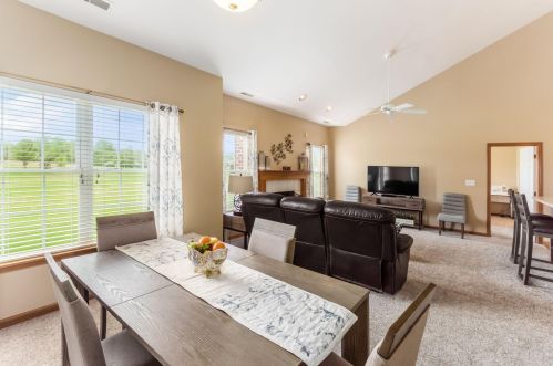 640 Concord Village Cir, Johnstown OH  43031-9194 exterior