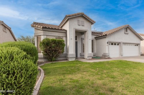 8342 Marlette Ave, Glendale, AZ 85305-2525