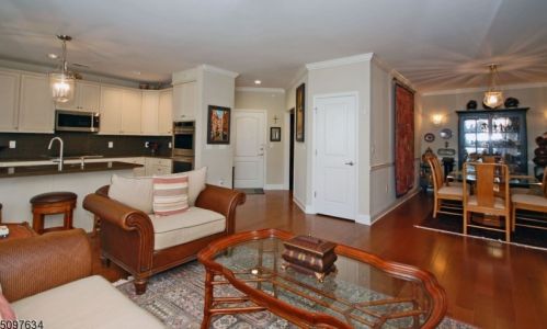 2 Granite Rd, Little Falls, NJ 07424