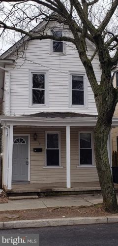 56 New St, Dover, DE 19904-3124