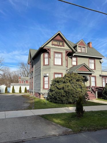 1404 Otter St, Franklin PA  16323-1218 exterior