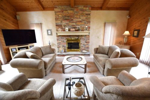 209 Trillium Cir, Green Bay WI  54313-4960 exterior