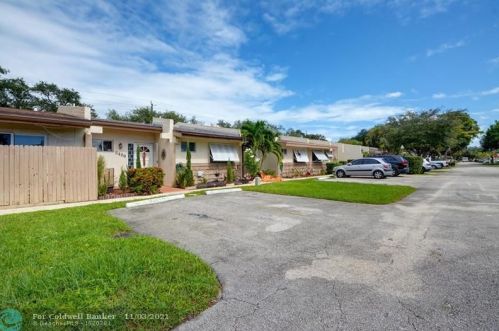 2426 37th Ave, Hollywood, FL 33021-3605