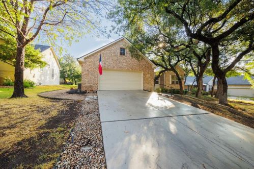 114 Nighthawk Way, Georgetown TX  78633-4554 exterior