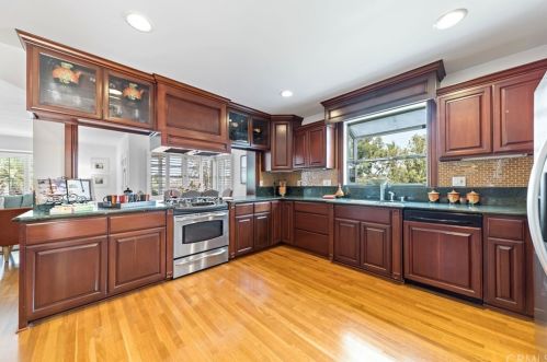 4330 Theresa St, Long Beach CA  90814-1334 exterior