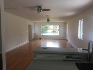 1615 Tyler St, Hollywood FL  33020-5252 exterior