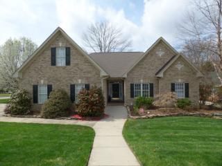 1101 Foxfire Dr, Greensboro, NC 27410-3250