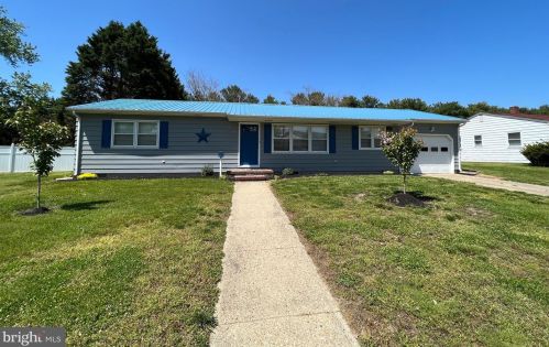 210 Arbutus Ave, Seaford DE  19973-1314 exterior