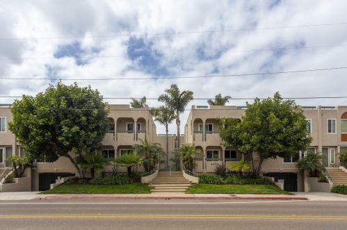 4070 Riviera Dr, San Diego, CA 92109-5380