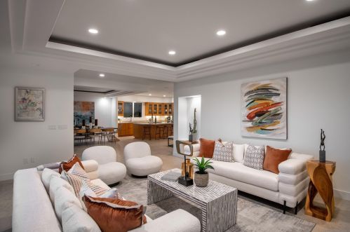 3535 Riviera Dr, San Diego CA 92109-6641 exterior