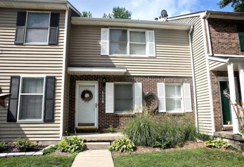 1110 Arlington Dr, Paris, KY 40361-2233