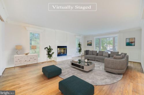 8940 Cross Chase Cir, Lorton, VA 22079-3243