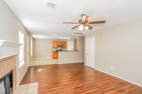 7826 Royal Cliff Ct, Richmond TX  77407-2282 exterior