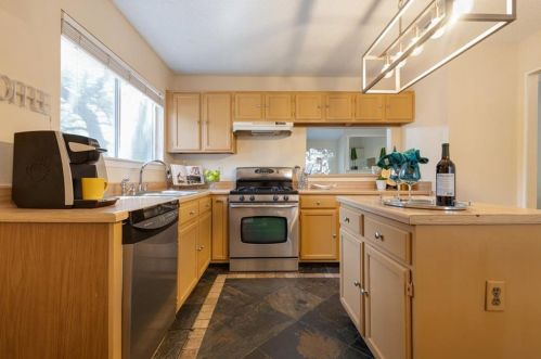 6301 Evangeline Trl, Austin TX  78727-6950 exterior