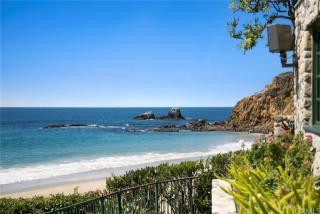 1379 Circle Way, Laguna Beach CA  92651-1304 exterior