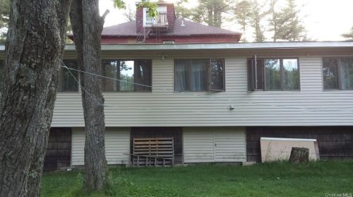 349 Cold Spring Rd, Monticello NY  12701-4201 exterior