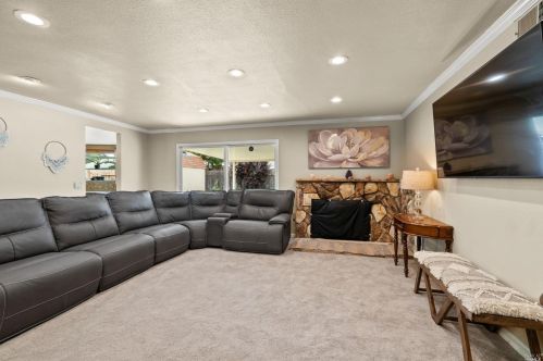 118 Arroyo Ct, Vacaville CA  95687-5204 exterior