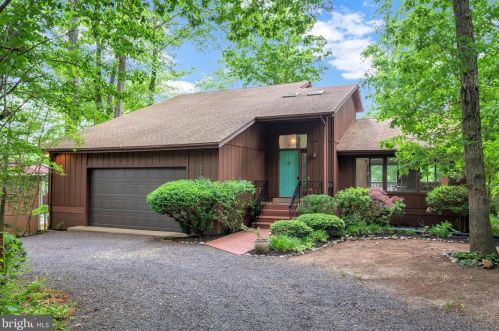 216 Madison Cir, Locust Grove, VA 22508-5643
