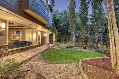 4512 Park Ct, Bellaire, TX 77401-3714