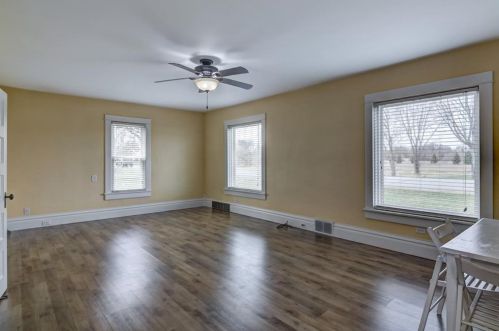 632 Kennedy Ct, Brackett, WI 54742-5037