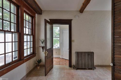 1814 Washington Blvd, Easton PA  18042-4633 exterior