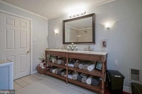 522 Princeton Ave, West Deptford NJ  08063-1540 exterior