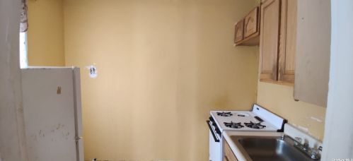 183-09-11 141st Ave, Jamaica, NY 11413-3006