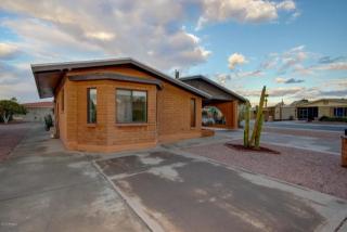 5362 Lindstrom Ln, Mesa, AZ 85215-2655
