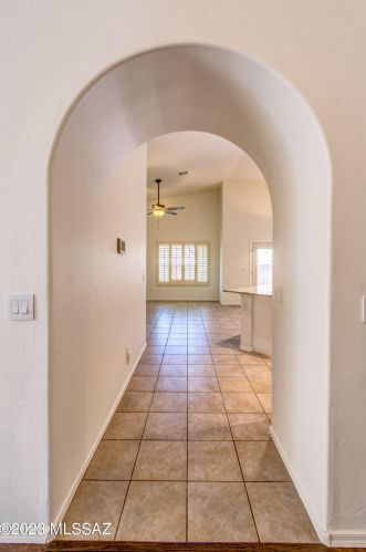 3295 Bear Spring Trl, Tucson AZ  85745-4162 exterior