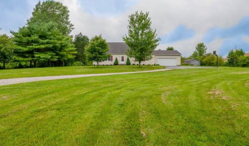 5885 Miller Church Rd, Johnstown, OH 43031-9317