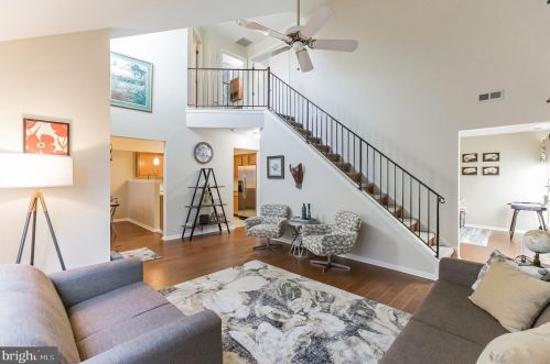 43 Tarragon Ct, West Deptford NJ  08086-2410 exterior