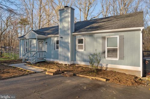 11001 Garrison Ln, Spotsylvania, VA 22551-8049