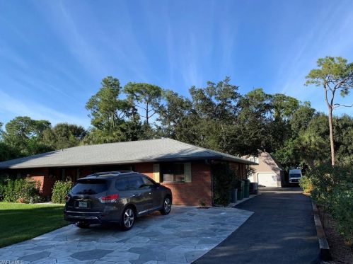 4215 Kathy Ave, Naples, FL 34104-4028
