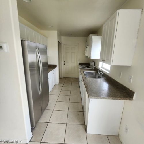 2911 51st St, Lehigh Acres FL  33971-5735 exterior