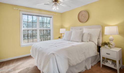 1089 Otter Cir, Beaufort SC  29902-5861 exterior