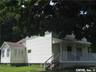 55 Montgomery St, Parish, NY 13131-3269