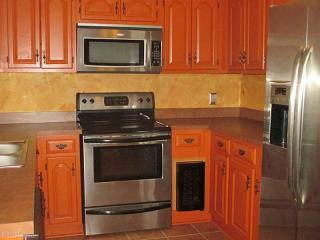 406 Rivers Ridge Cir, Newport News VA  23608-1067 exterior