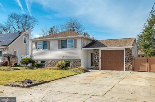 236 Nassau Ave, West Deptford, NJ 08066-2216