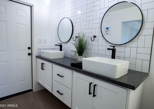 13845 41st Ave, Phoenix AZ  85053-5352 exterior