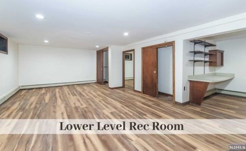 170 Lowell Rd, Ridgewood NJ  07452-1234 exterior