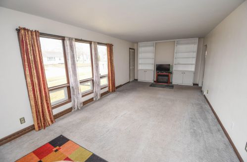 1318 Randolph St, Watertown, WI 53094-6708