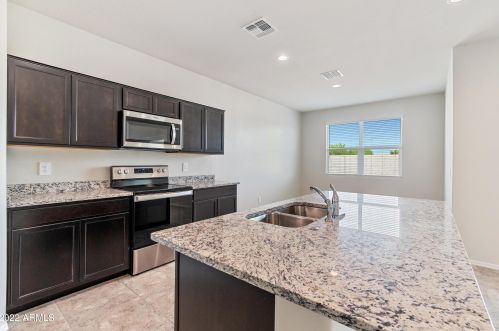 1046 Chimes Tower Dr, Casa Grande AZ  exterior