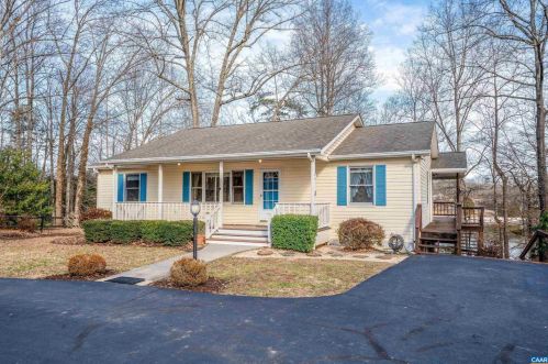 425 Westwood Rd, Stanardsville VA  22973-3063 exterior