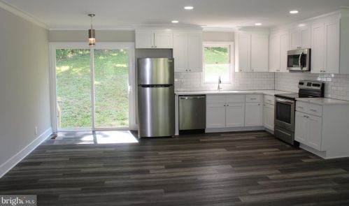 9085 James Madison Pkwy, Owens VA  22485-4903 exterior